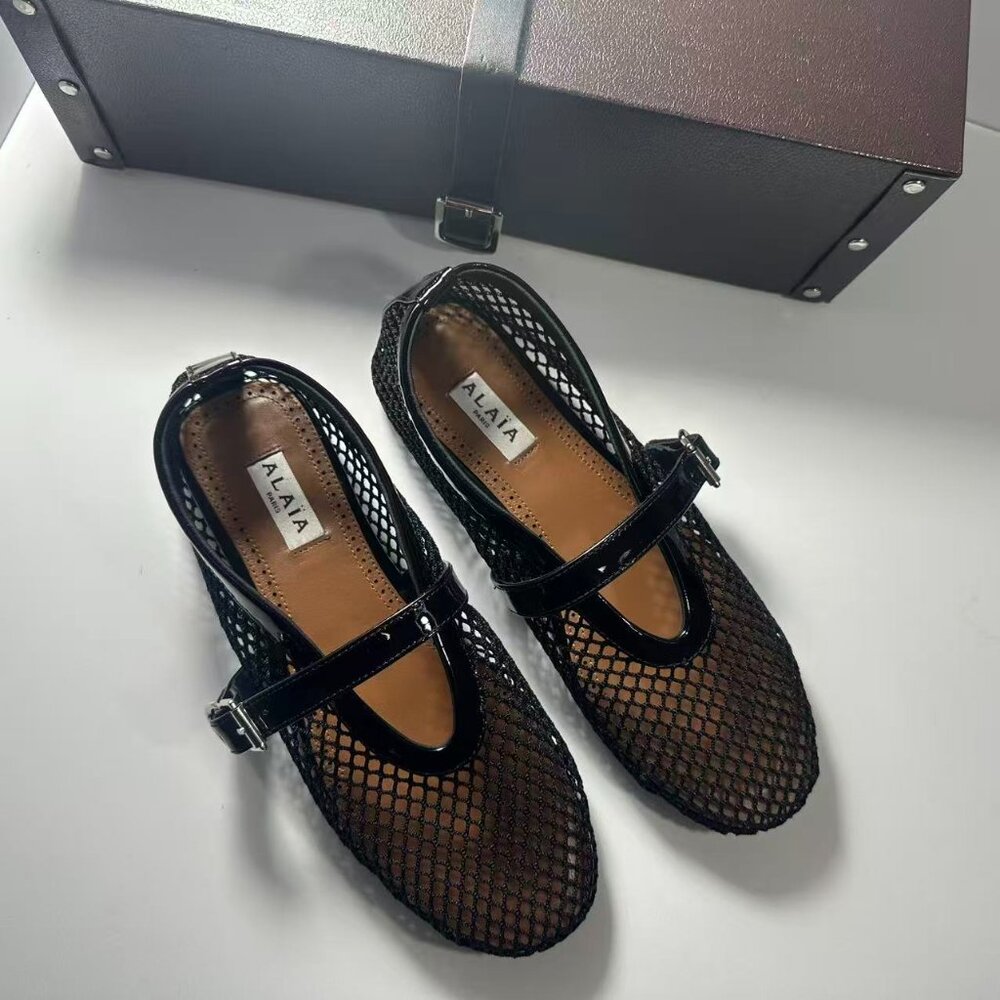 Alaia Black Mesh Flats with Patent Straps - Picture 4 of 8